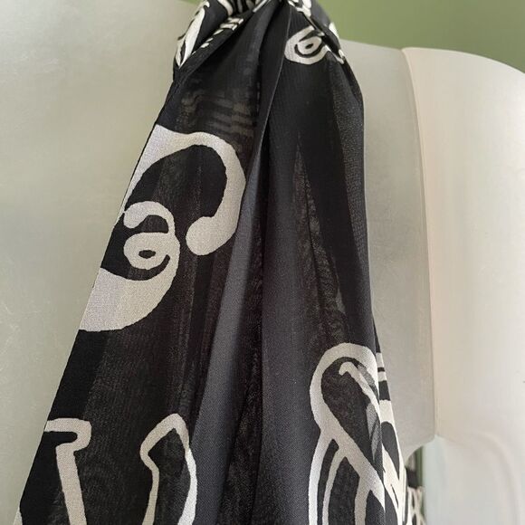 H&M Printed Dress  - Picture 7 of 11